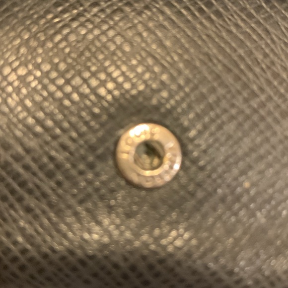 Authentic Louis Vuitton Key Holder - Picture 2 of 14